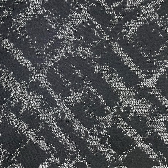 Ann Taylor LOFT Textured Abstract Pattern Skirt - Picture 7 of 11